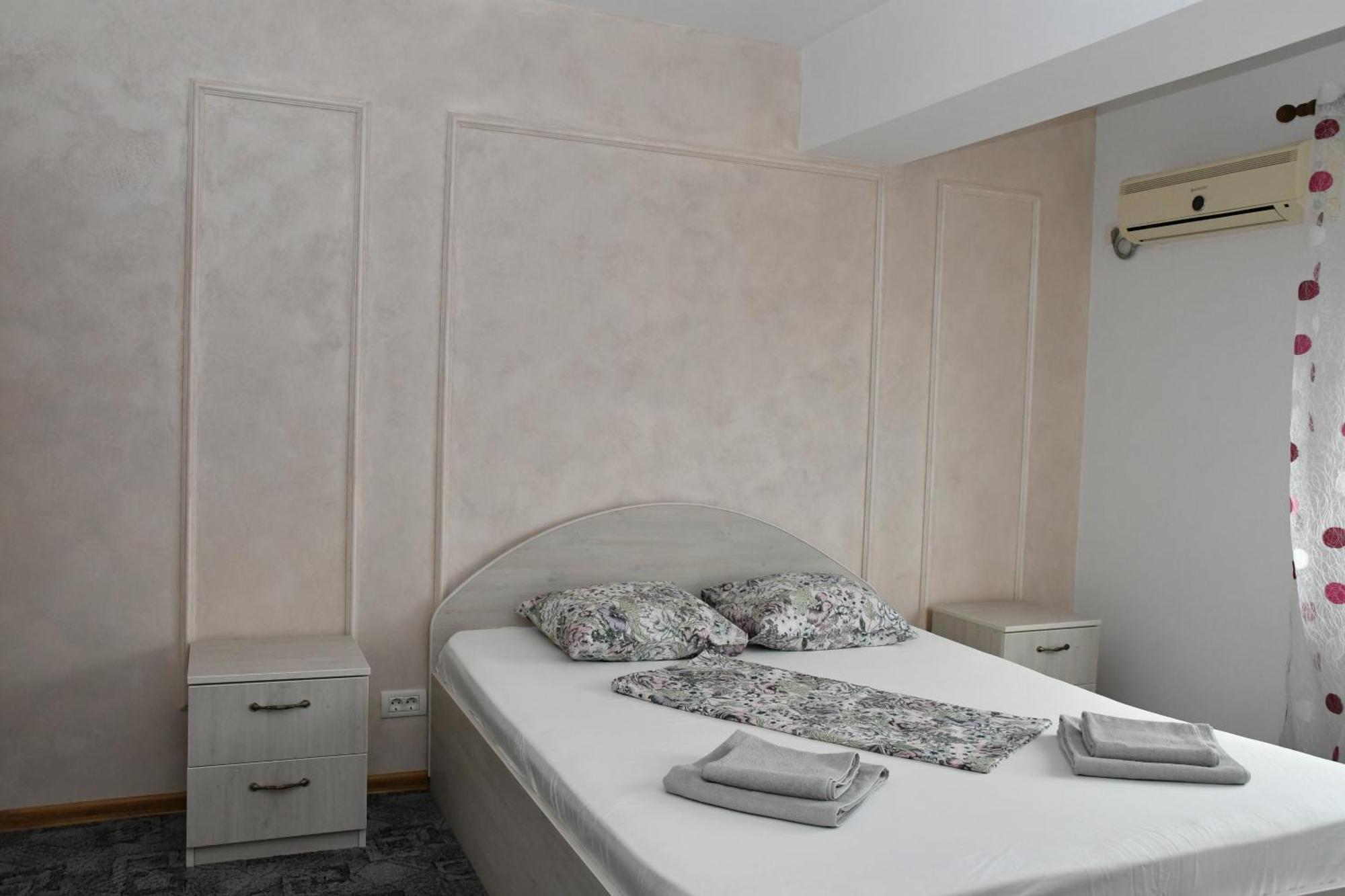 Apartament Luxury - Promenada Mall 克拉奥华 外观 照片
