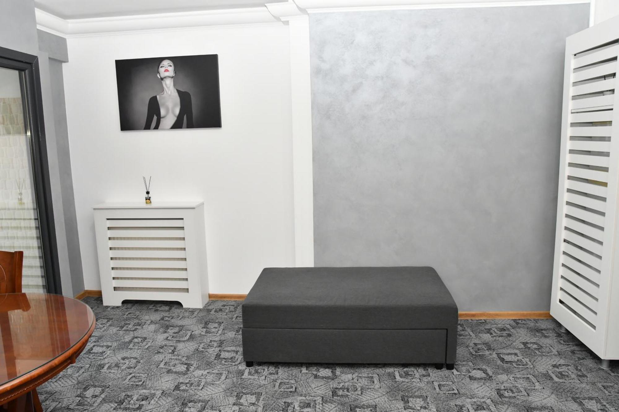 Apartament Luxury - Promenada Mall 克拉奥华 外观 照片
