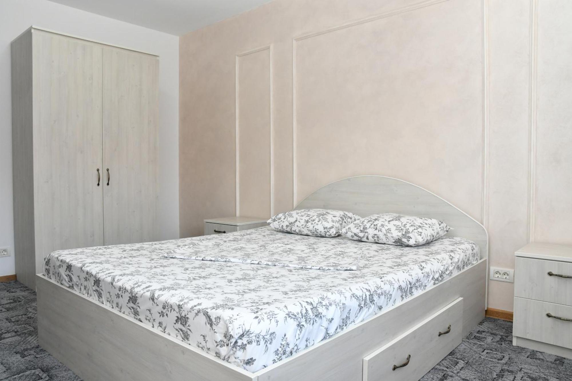 Apartament Luxury - Promenada Mall 克拉奥华 外观 照片