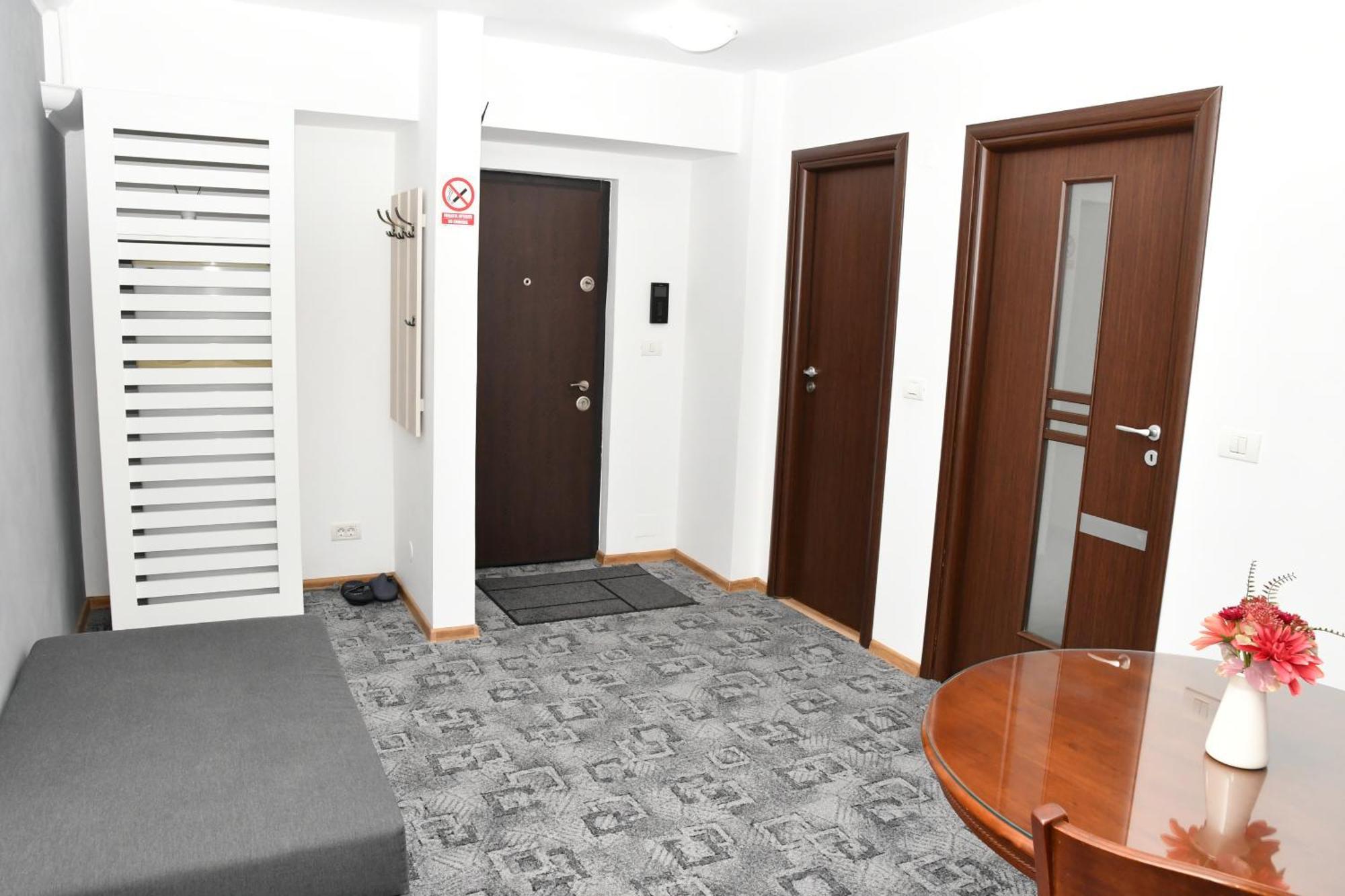 Apartament Luxury - Promenada Mall 克拉奥华 外观 照片